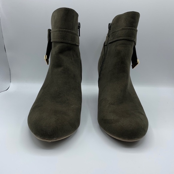 Report Montez Olive Green Side Zip Ankle Boot - Picture 2 of 9